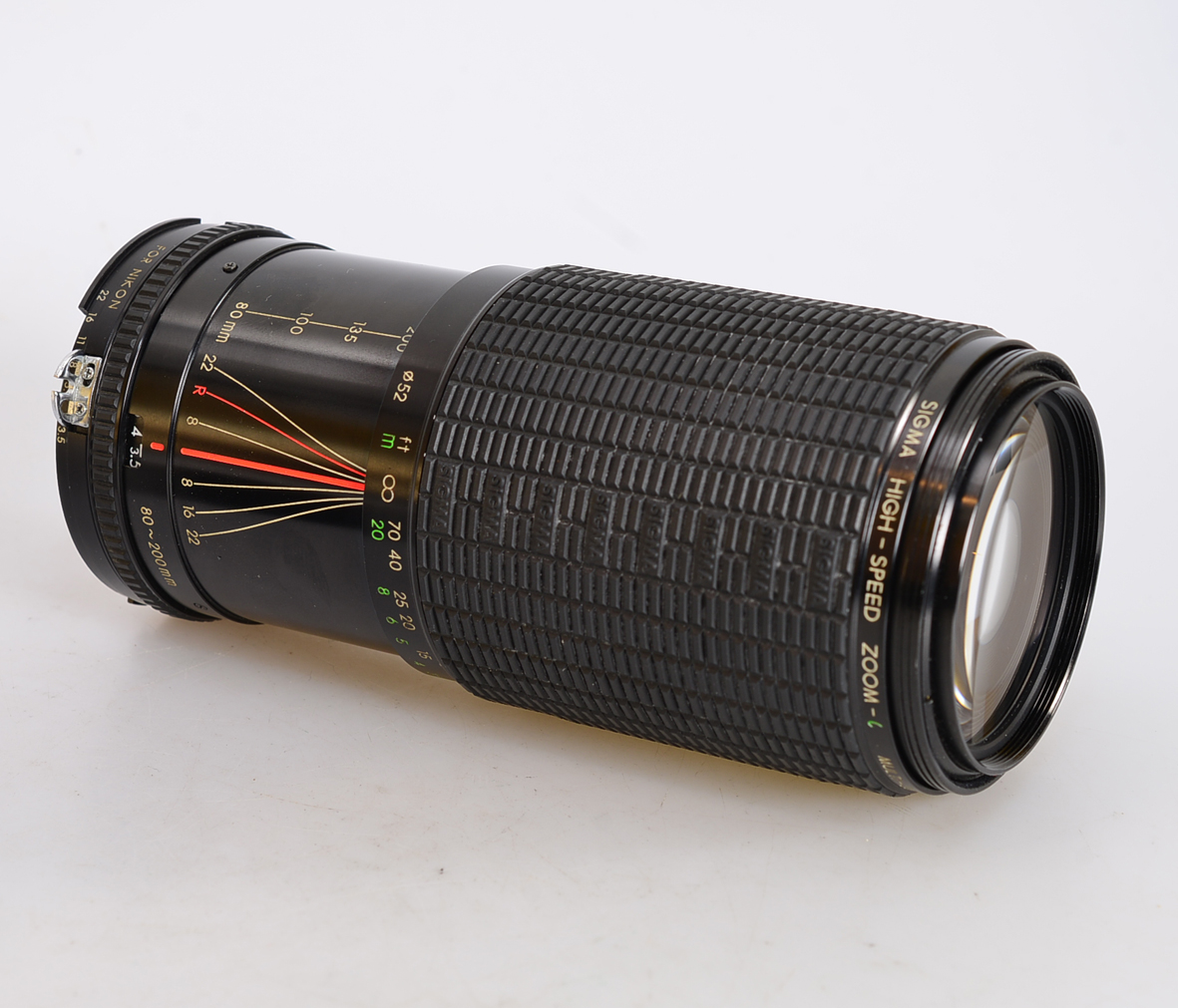 SIGMA HIGH-SPEED ZOOM Multi-Coated 3,5-4 f=80-200mm